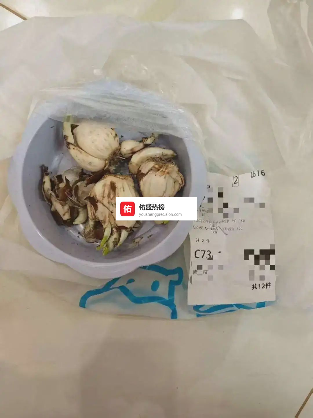 百合变“毒球”，祖孙双双中毒：盒马这一次，错得不只是分拣