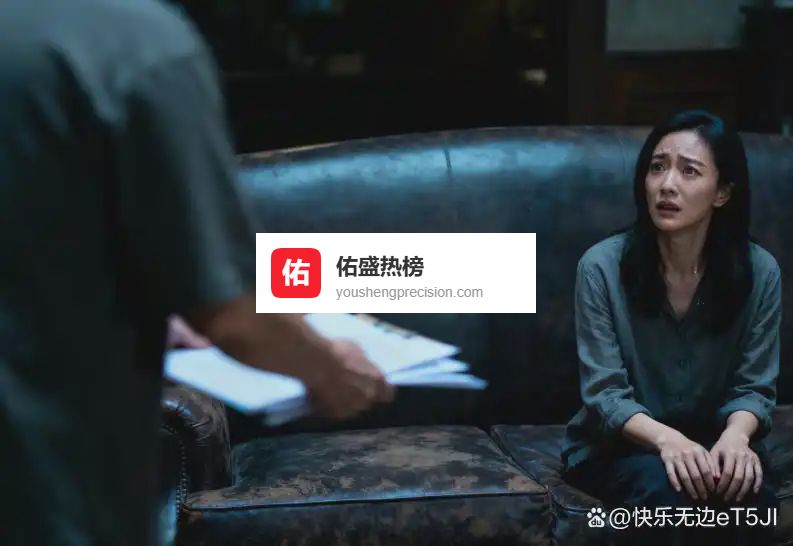 我净身出户第2天，婆家10口人就迫不及待搬进我1000万海景别墅，结果推开门后婆家人集体愣住了