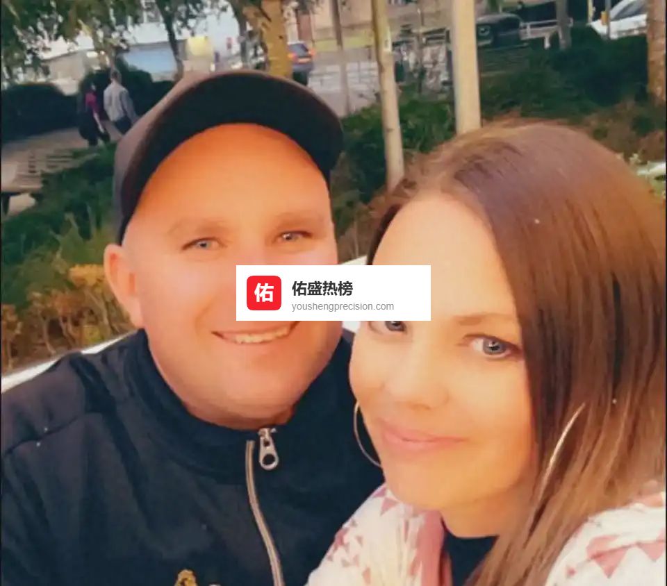 英国一男子喜中3300万大奖，却在西班牙豪华酒店庆祝时对女友施暴，场面令人震惊