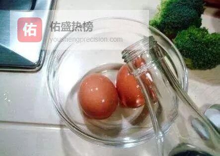 一杯白酒煮鸡蛋，古今养生的小秘密