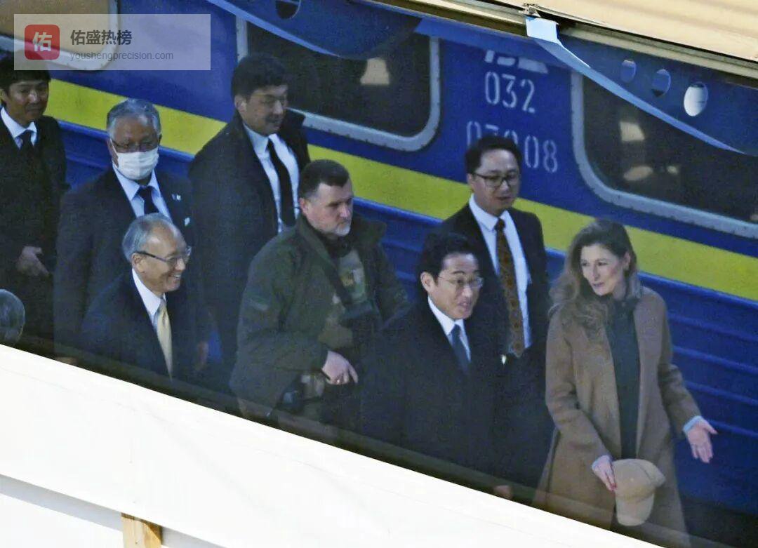 岸田急赴基辅：G7“打卡”背后的算盘与尴尬