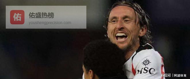 足坛战报：巴黎1-3，切尔西4-0，多特4-0，米兰2-1