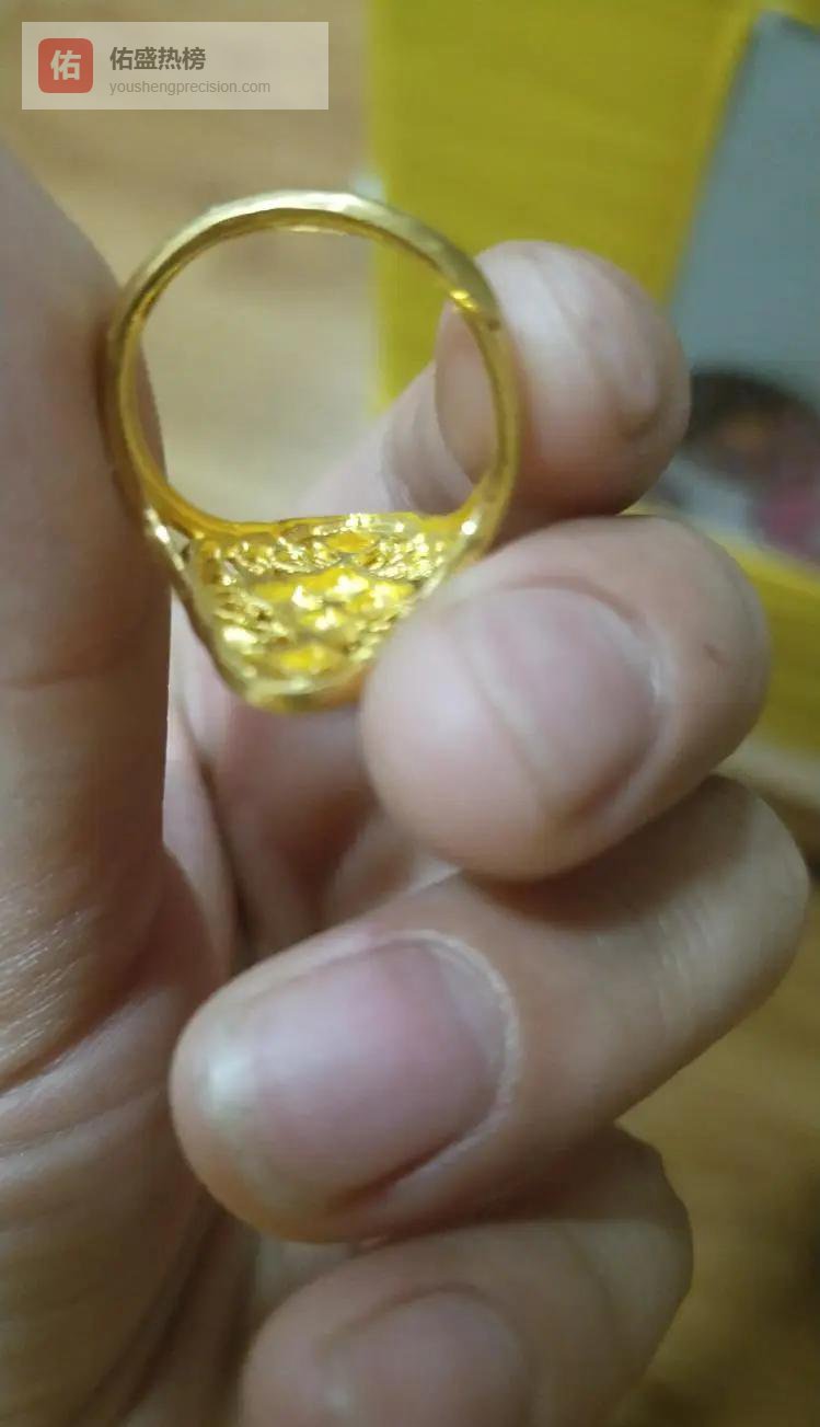 金镯化五戒，八旬奶奶把家传成诗