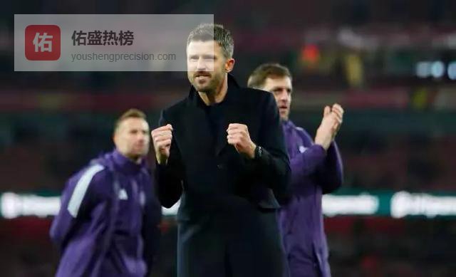 卡里克用兵如神！曼联6战抢16分轰12球，废柴变杀手，坐四望三！