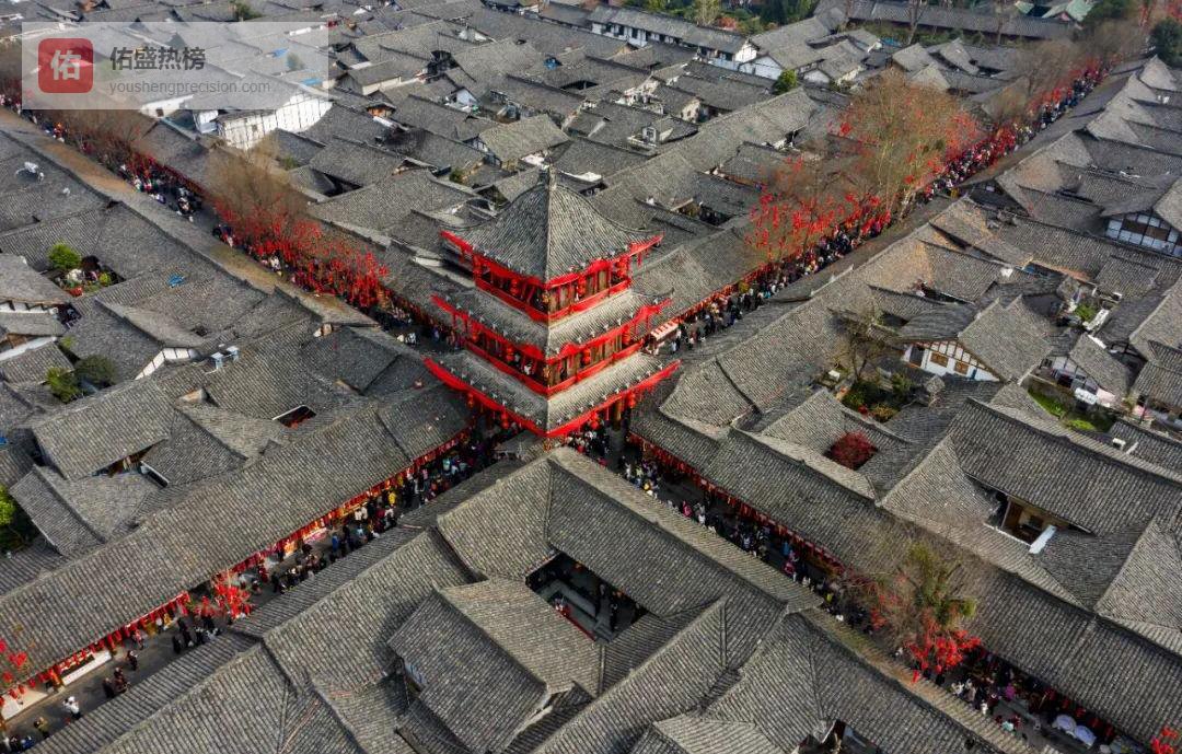 阆中古城春节全攻略：从非遗舞台到花灯江畔的年味地图