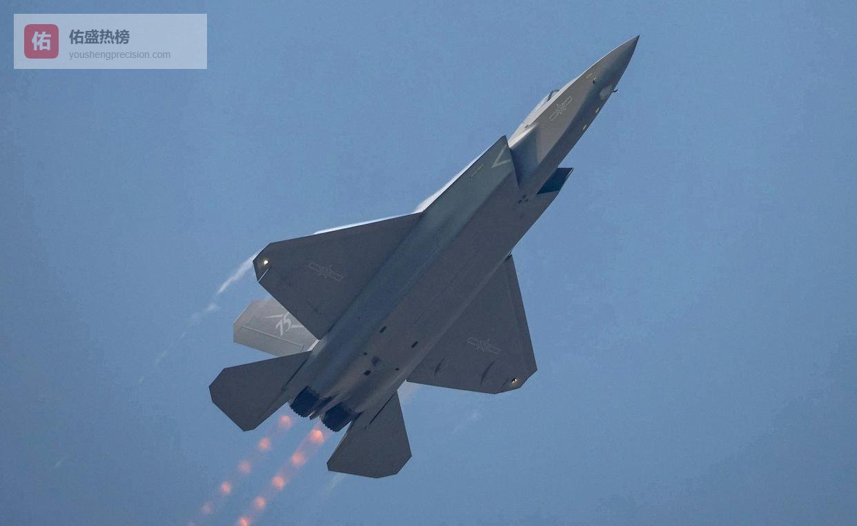 004航母一年内完成多段合拢、传或年底登船台，造舰速度直指美军“企业”号的痛点