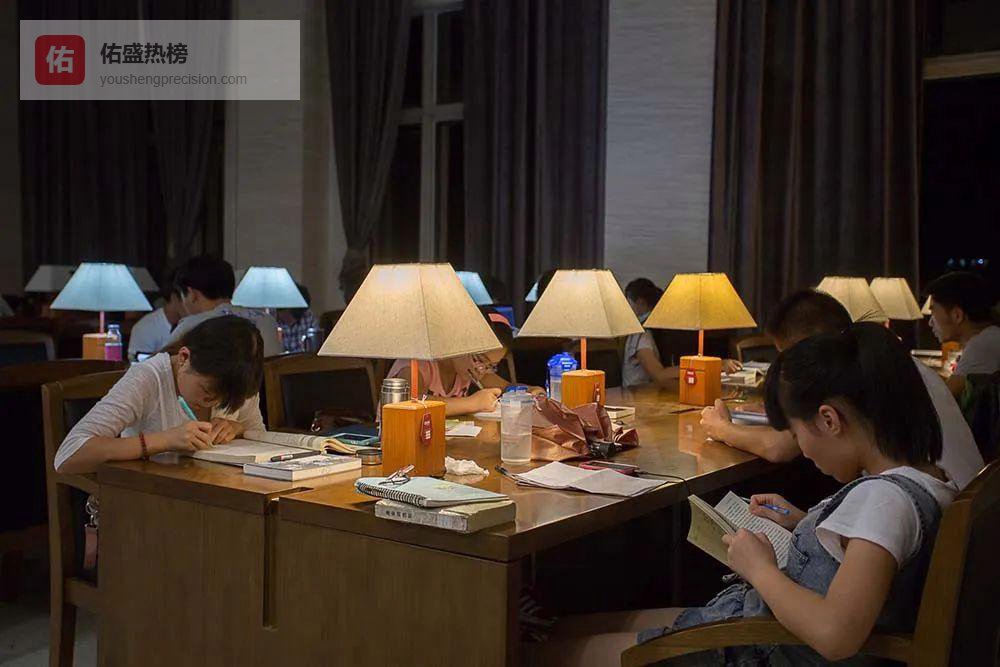 踩线别着急！这4所公办大学，本科线上30分就能上，学费才5000