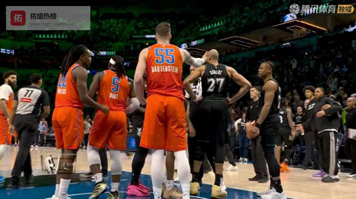 爱德华兹26+5+5！雷霆遭22记三分射爆