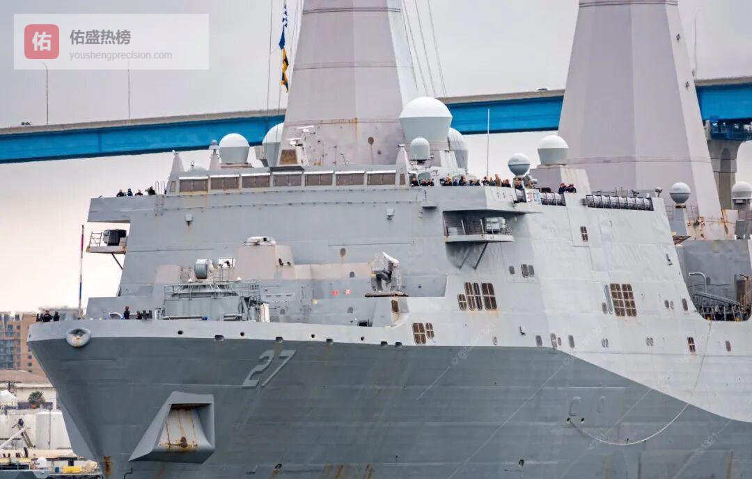 五年舰龄满身锈，美海军“波特兰”号出海画面引众议