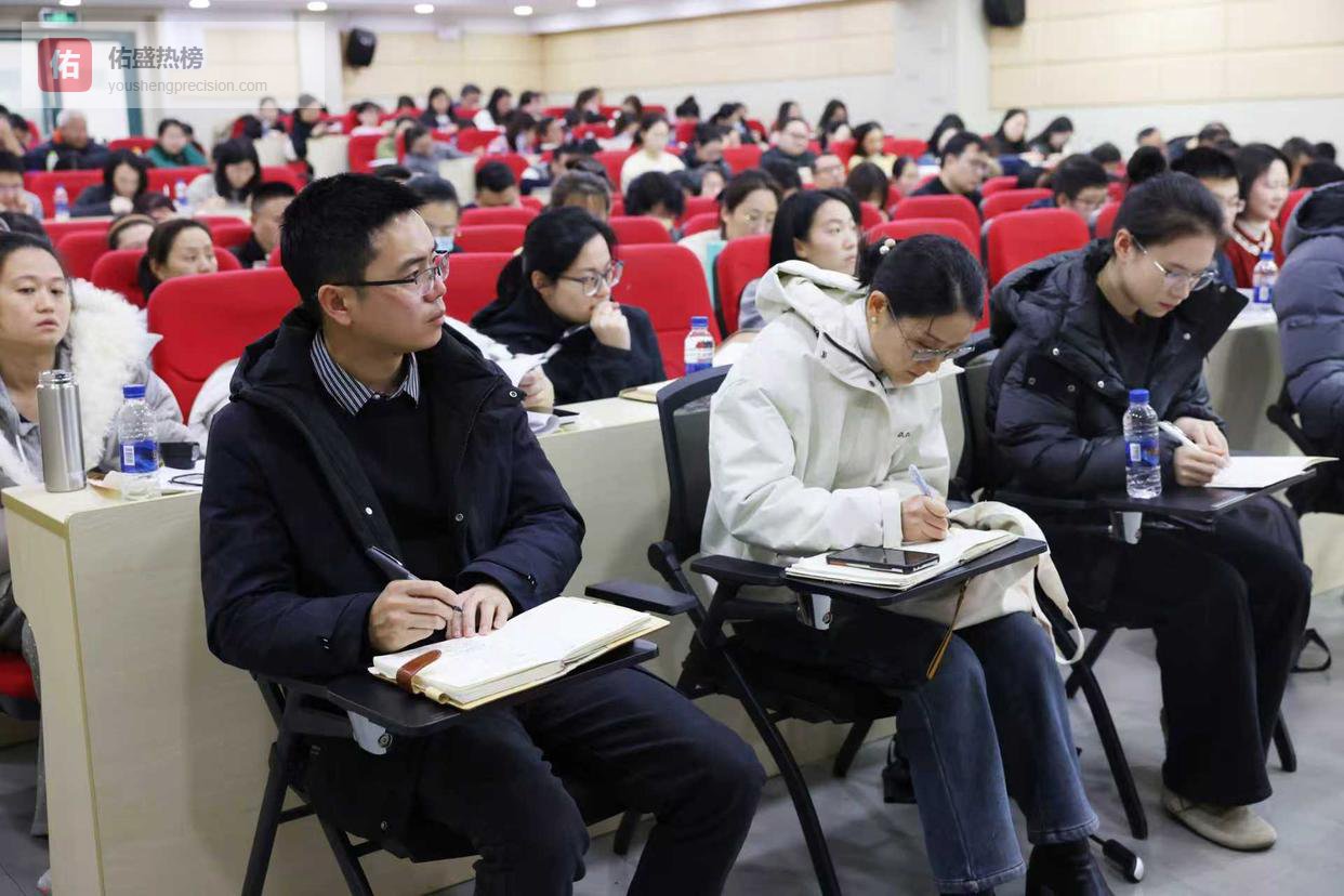 上海推进“邻里守望”志愿服务项目，首批打造10个“全场景友好温馨社区”示范案例