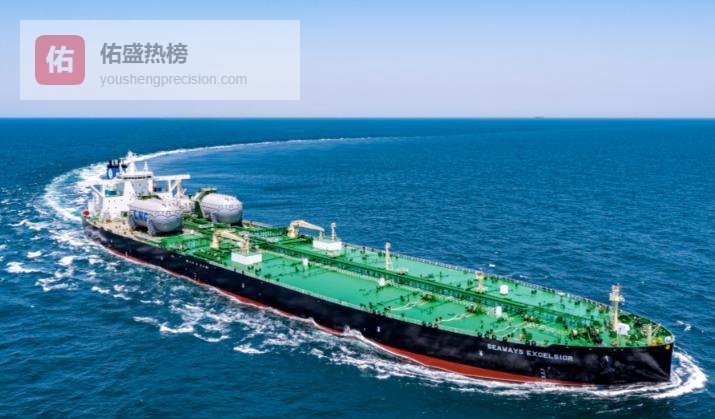 伊朗无人机逼近美航母遭击落，特朗普或借机动武，美伊海上对峙加剧，谈判突变，双方硬碰硬谁先退缩