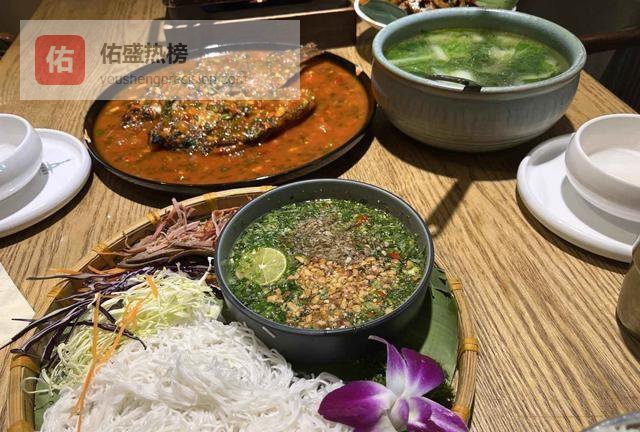 别抢“手抓饭”了，后厨不开火，全是预制菜“剧本杀”！