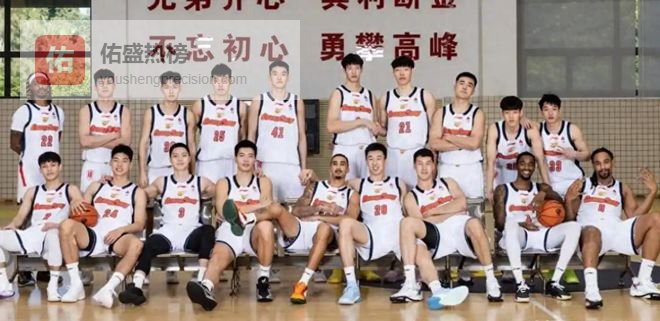 广东首训日4外援表现！麦考尔亢奋 萨姆纳低调 萨林杰态度出人意