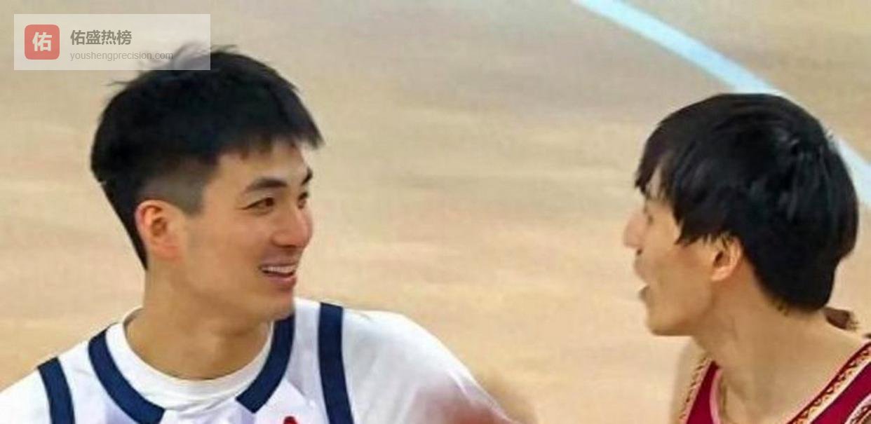 山东高速惨败上海男篮，暴露三大软肋于德豪五分钟五犯离场，鲍威尔六投零中，珀塞尔命中率低失误多