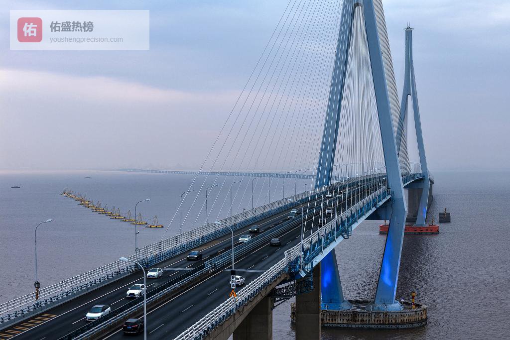 新春走基层｜春节假期第一天全国道路交通平稳，高速充电量创新高