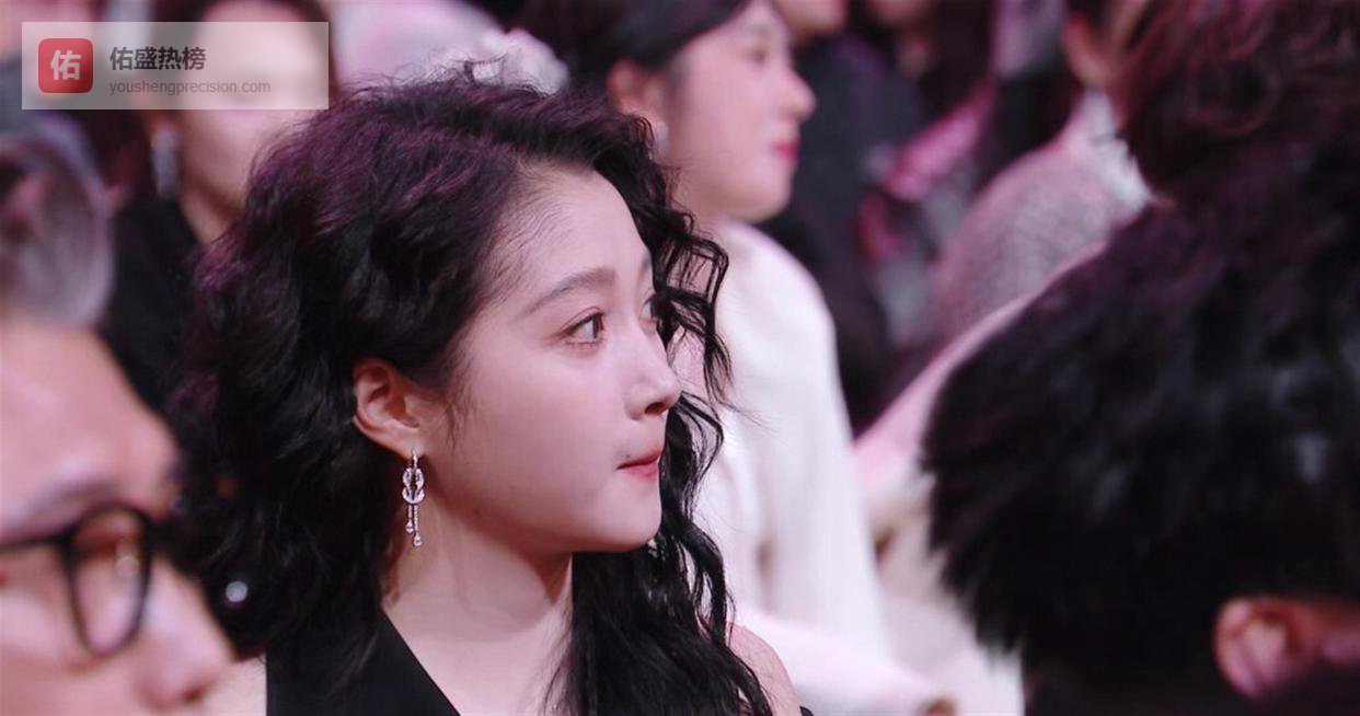 微博之夜众生相：有人刻意回避有人自在热聊