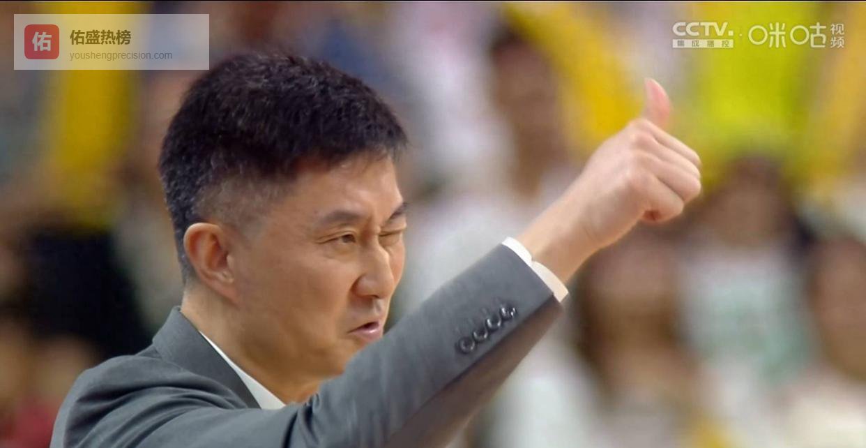 三大冲冠热门球队主帅杜锋、许利民、卢伟较量，谁的战术更胜一筹_1