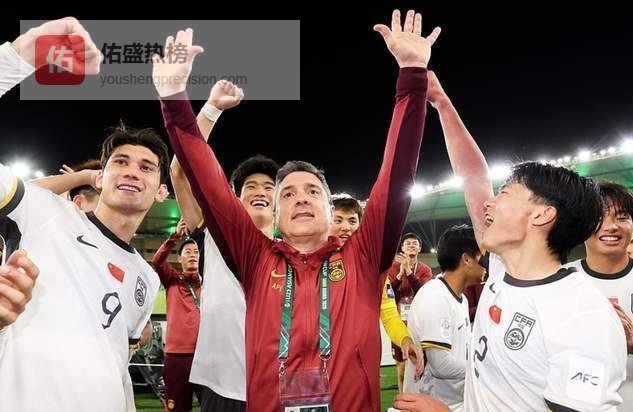 累到打针！安东尼奥在U23亚洲杯决赛前，一天8次会议