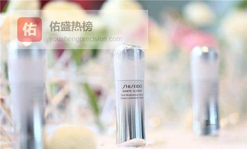 美白精华实测报告：7款热门单品谁才是真“亮”弹