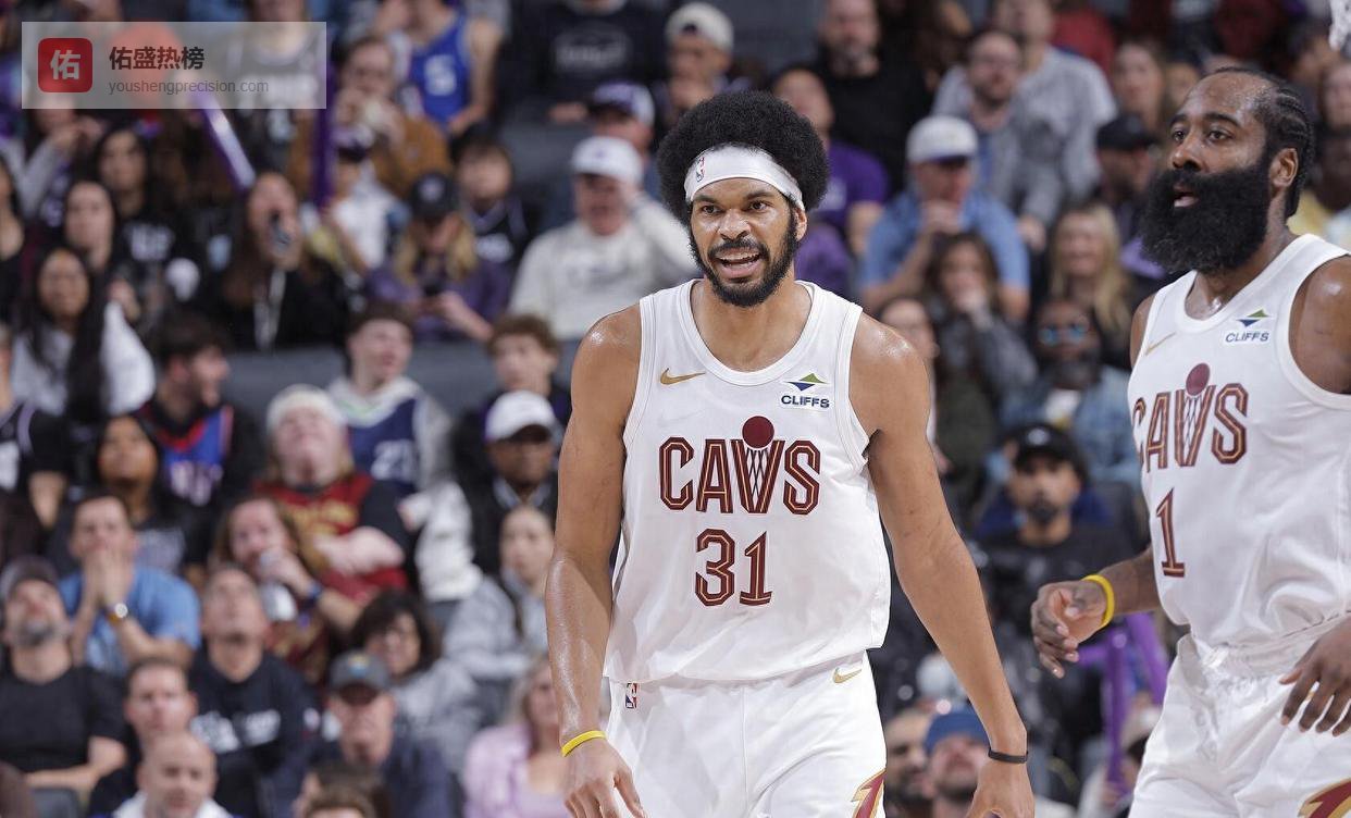 骑士大胜篮网！说明3件事，不是球星堆砌，而是内线、后场、教练三角的完美闭环