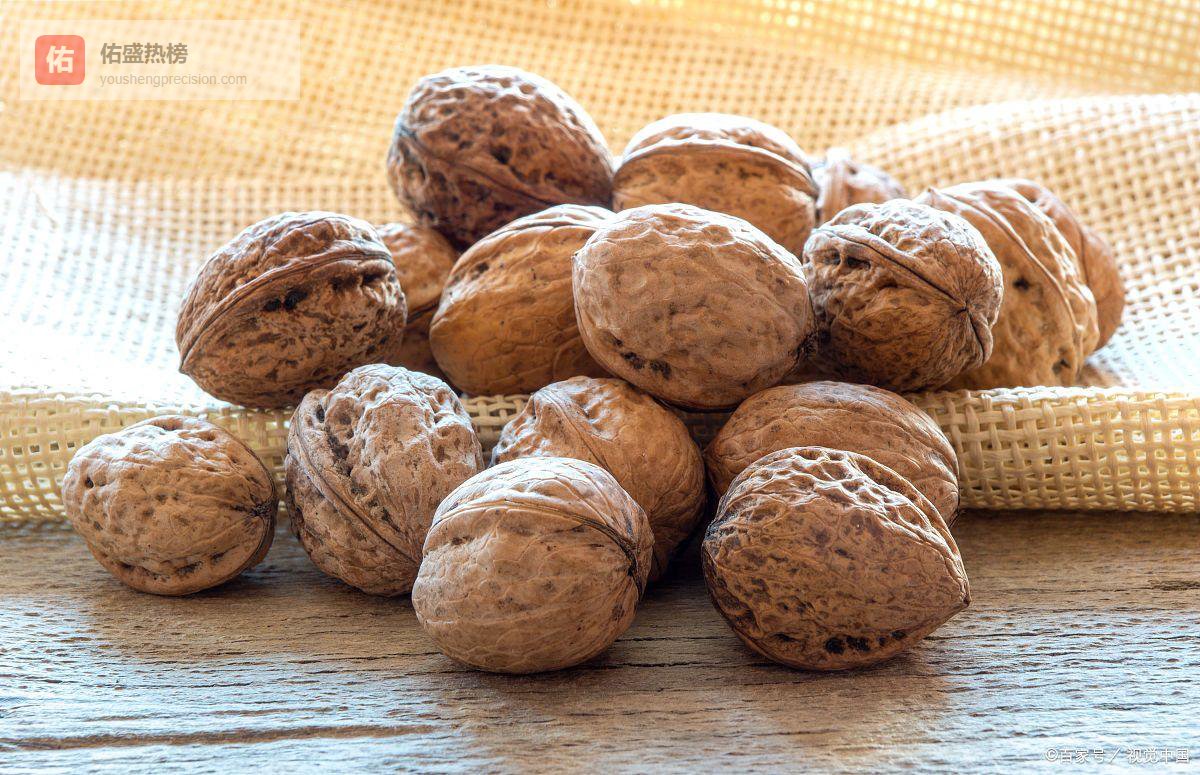 高铁秒变“坚果展厅”！宁国山核桃凭啥成国家地理标志？答案藏在40万亩林里