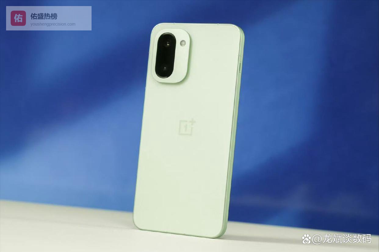 国补后2039元！356万分+3840HZ+8300mAh+IP69K防水，值得入手的中端“水桶机”