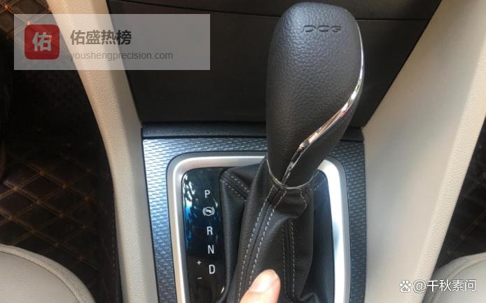 维修单与工程师共同警告：自动挡等红灯挂N挡，是保护还是摧毁？