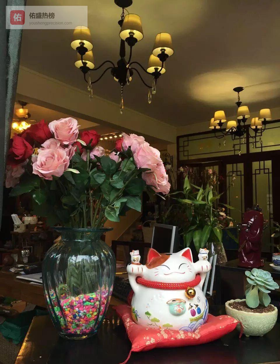 中山童话私房菜：一口咕噜肉，一栋移动城堡