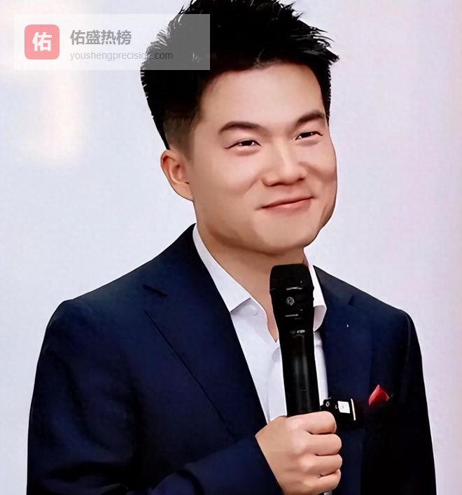 离过年仅4天，官媒揭开董宇辉真实处境，霍启刚那番评价说得太对