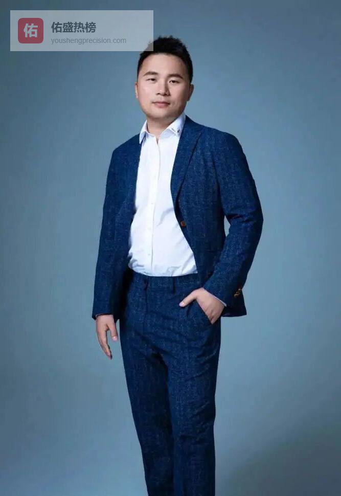 五菱“爆款之父”周钘投奔小米：国民车打法能否再掀汽车圈风暴？