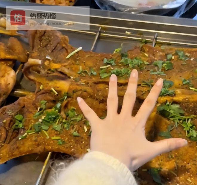 36斤活羊烤完剩6.9斤后续！老板手段炸裂，不用偷梁换柱也能宰客