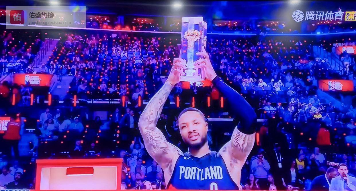 利拉德绝杀时刻引爆全明星夜 三冠王加冕创历史第一人