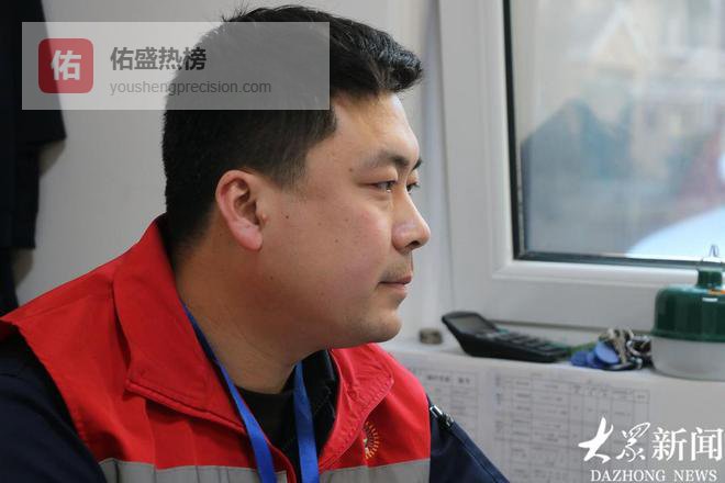 新春走基层丨即墨万家暖，是他第13个除夕夜未归的答案