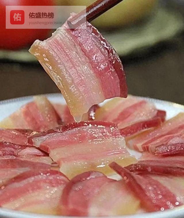 腊肉怎么蒸不咸硬教你一招，腊肉软糯弹牙，好吃到停不下来