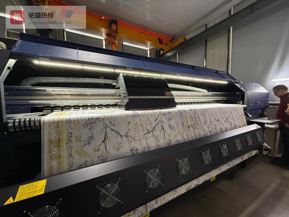 新春走基层丨“地毯小镇”织就产业振兴新图景