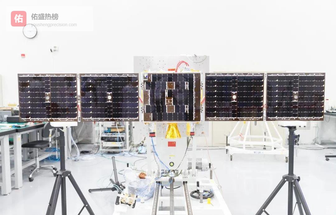 43公斤“闵行少年星”上天，把课堂搬进宇宙