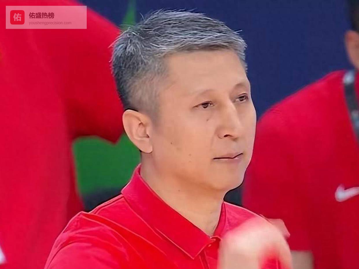 郭士强亲邀王俊杰回归，日本队之战成谜，七字发声引热议