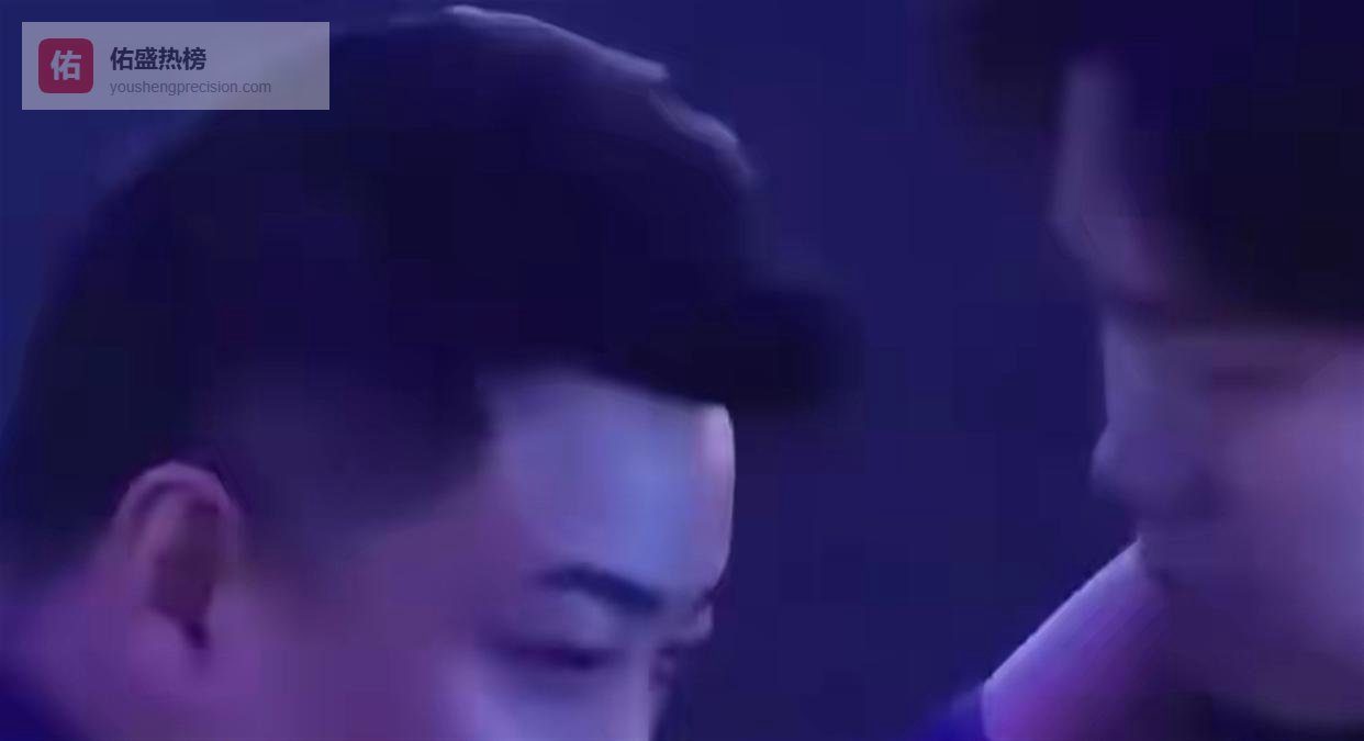 王楚钦亚洲杯夺冠后转身落泪引关注，国乒新星的情绪克制背后藏着多少压力与成长？