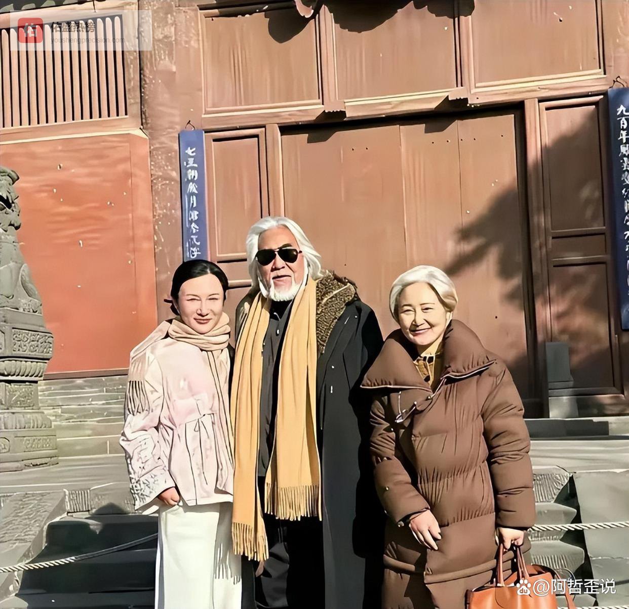 75岁张纪中搂61岁丈母娘！小14岁似情侣，杜星霖笑看：有钱真能买来青春？