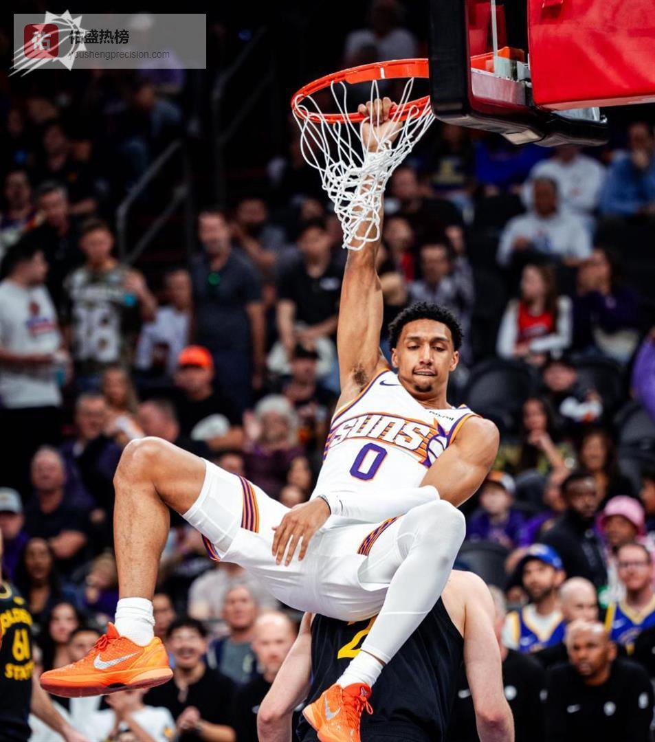 NBA最新爆冷！残阵勇士逆转太阳14分，5人上双命中20三分，狄龙24+6关键球打铁