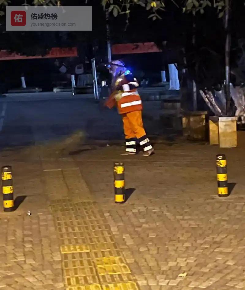 那个平时不起眼的清洁工，可能比你更懂得生活的真谛