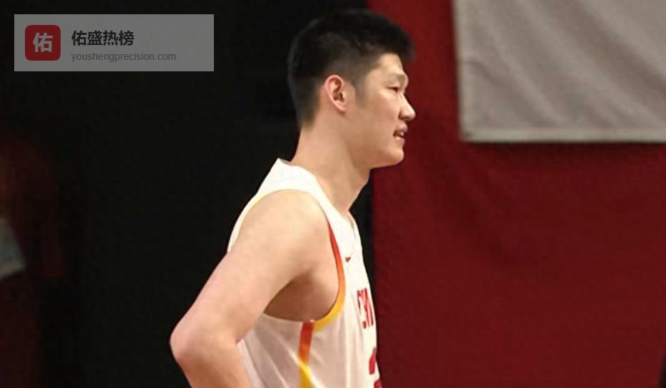 当终场哨响，比分定格在87-80，中国男篮在客场完成了一场15分的大逆转