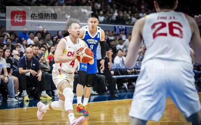 男篮球员口碑洗牌：赵继伟李弘权赢回信任，赵睿张镇麟表现引争议