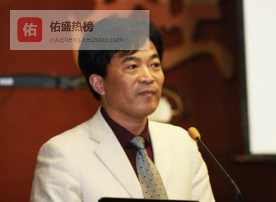 30年讲台，留下爱的痕迹