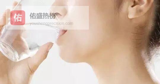 冬季脸干到脱皮？这份保湿急救指南请收好