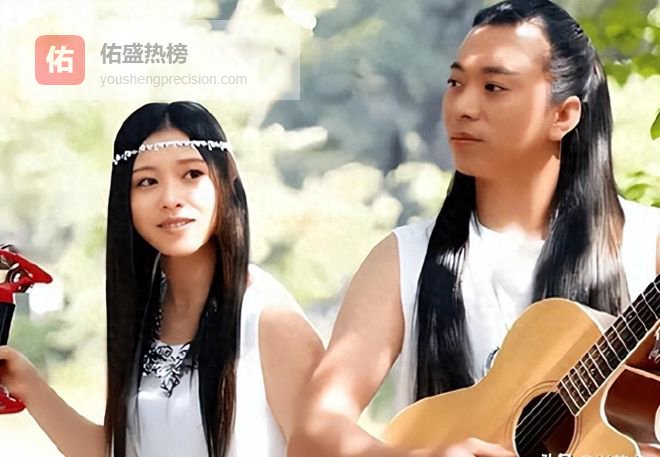 安与骑兵：从巅峰到落寞只用3年，成了夫妻没了事业，开直播挣钱