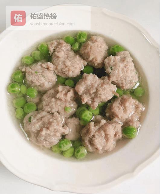 寒冬里的暖胃密码：豌豆瘦肉丸子汤