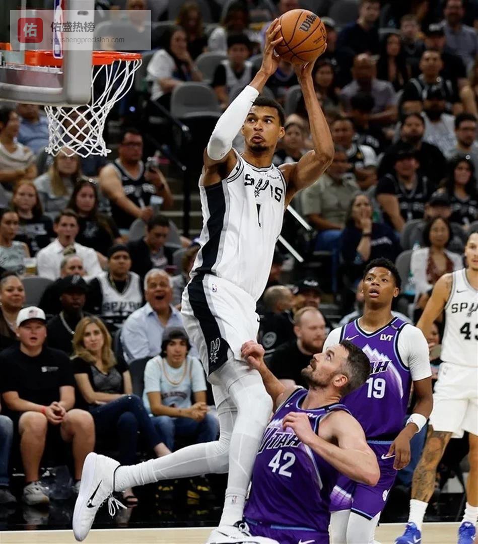 文班亚马身高被玩坏！乐福怒怼：我2米08不是1米6，NBA新王已崛起