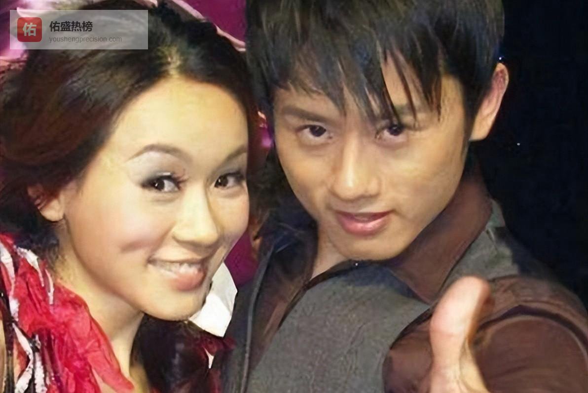 被造谣“掌掴谢娜”忍了20年，段曦凌晨发文血泪控诉张杰当年无情