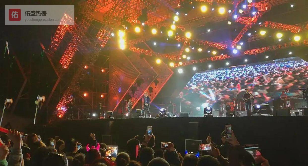 高原上的零点：当摇滚老兵继续前行